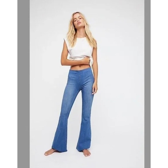 Free People Denim - Free People We The Free Penny Pull On Flare Jeans Raw Hem Blue Womens 29